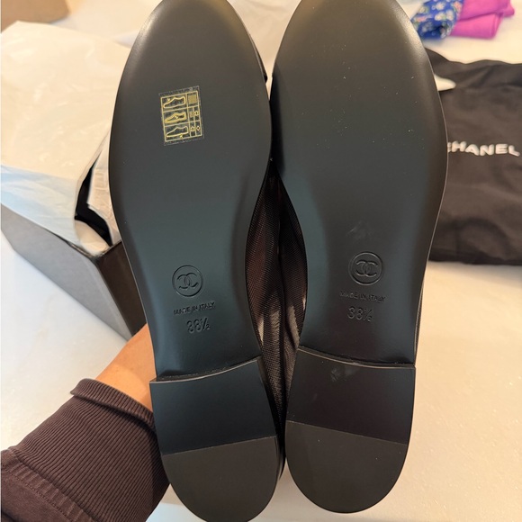 CHANEL 2026 Black Mesh Ballet Flats - Picture 4 of 7